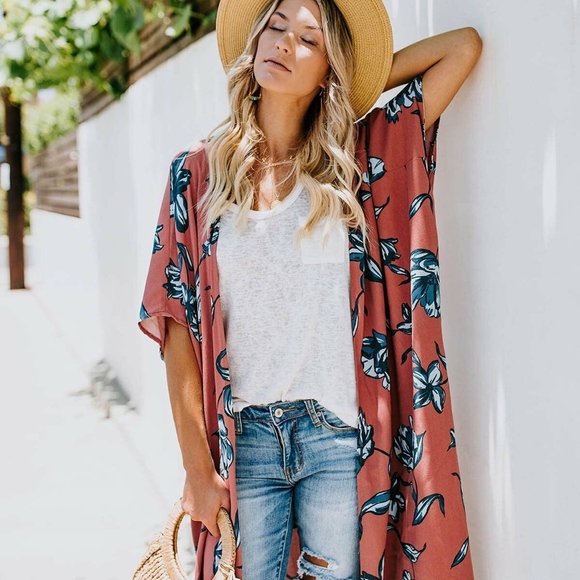 🔆LAST ONE!🔆'Tropics' Blue Floral Getaway Kimono - Picture 3 of 6